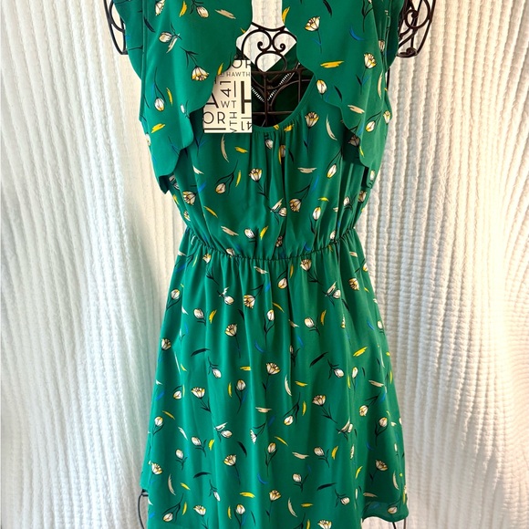 41 Hawthorn Green Sleeveless V-Neck Sundress - Picture 2 of 2